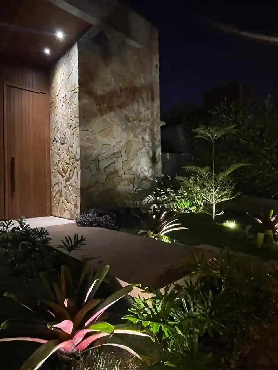 Casa de Condomínio com 3 quartos à venda, 216m² — foto 7 de 31