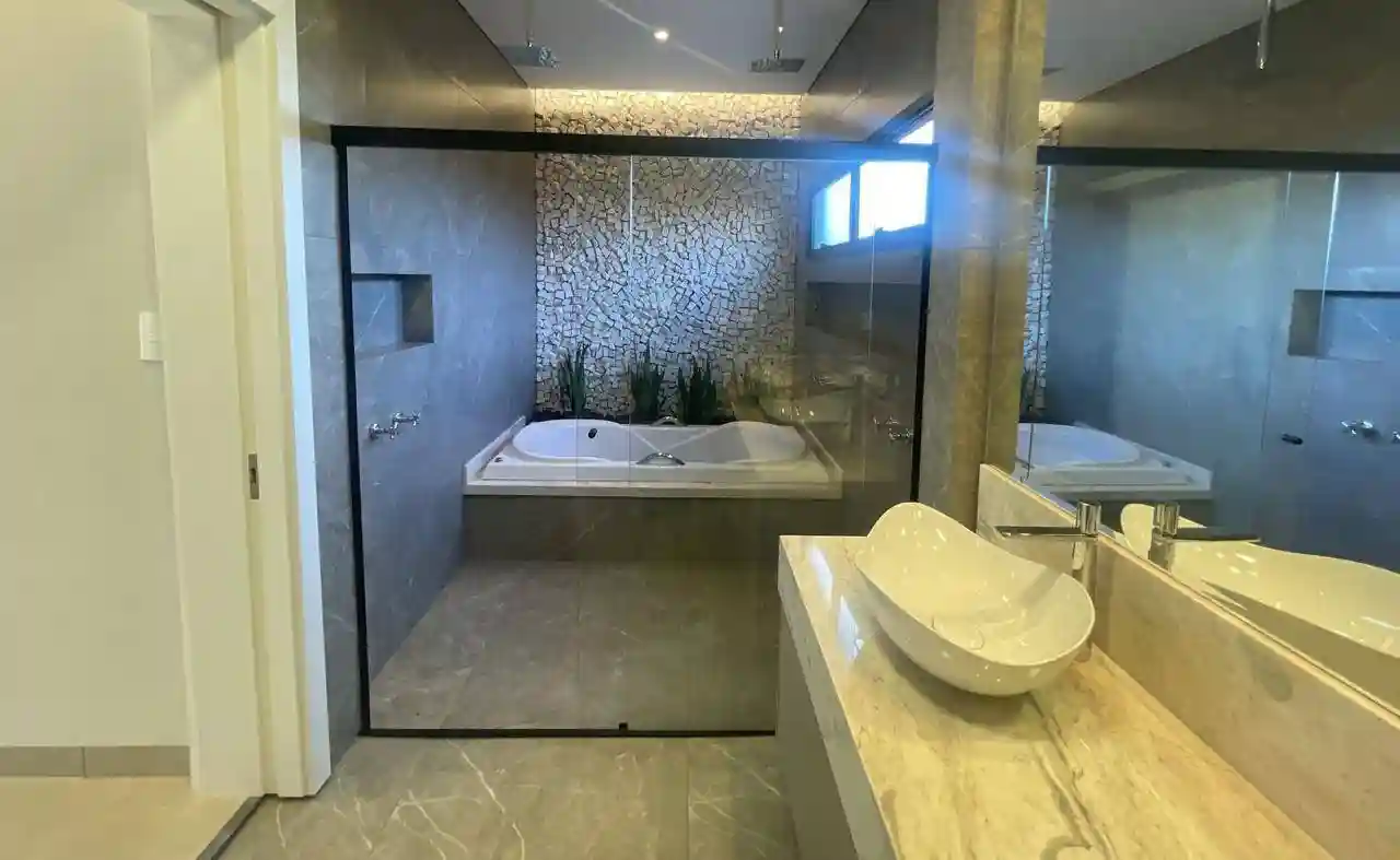 Casa de Condomínio com 3 quartos à venda, 216m² — foto 26 de 31
