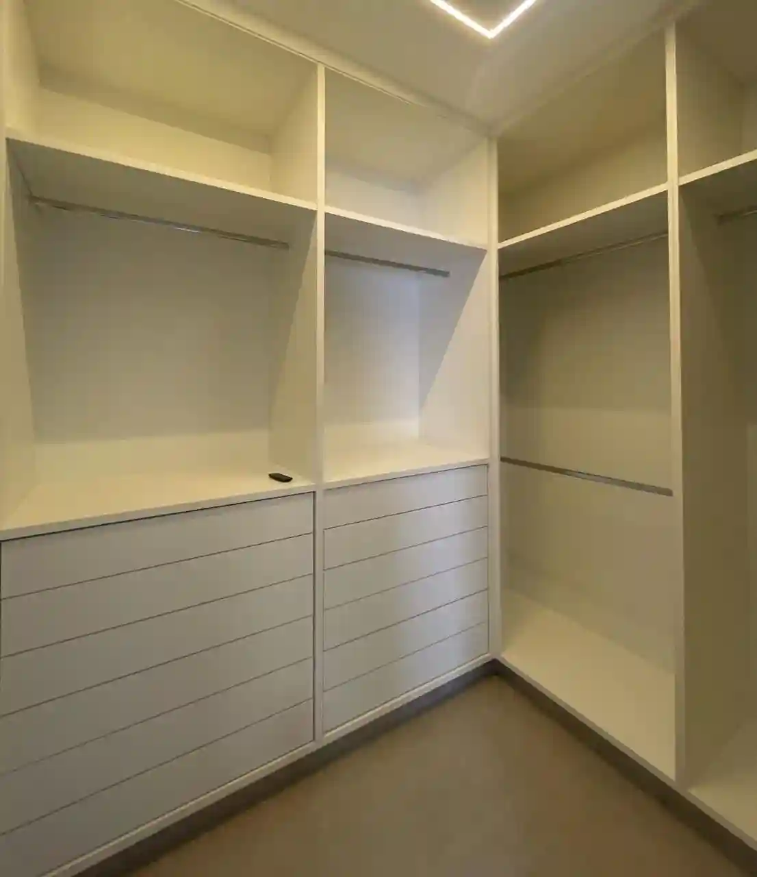 Casa de Condomínio com 3 quartos à venda, 216m² — foto 25 de 31