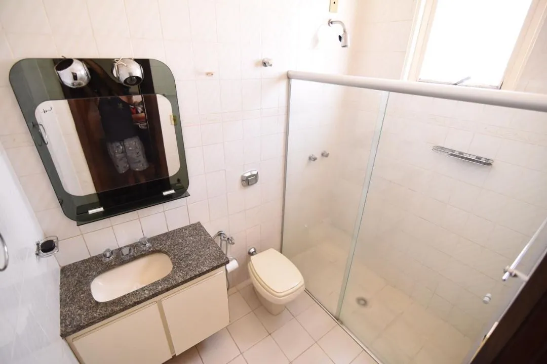 Casa com 4 quartos à venda, 280m² — foto 8 de 10