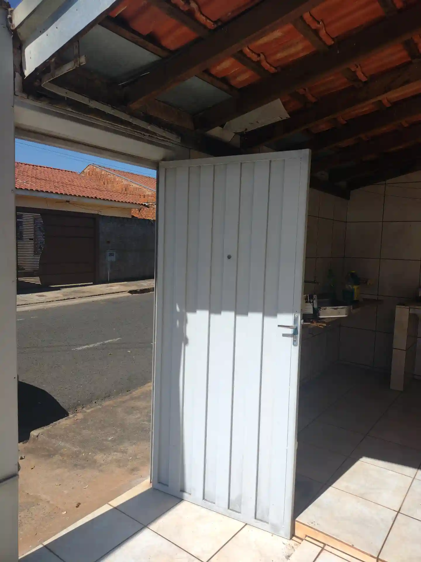 Casa  para aluguel, 70m² — foto 3 de 24
