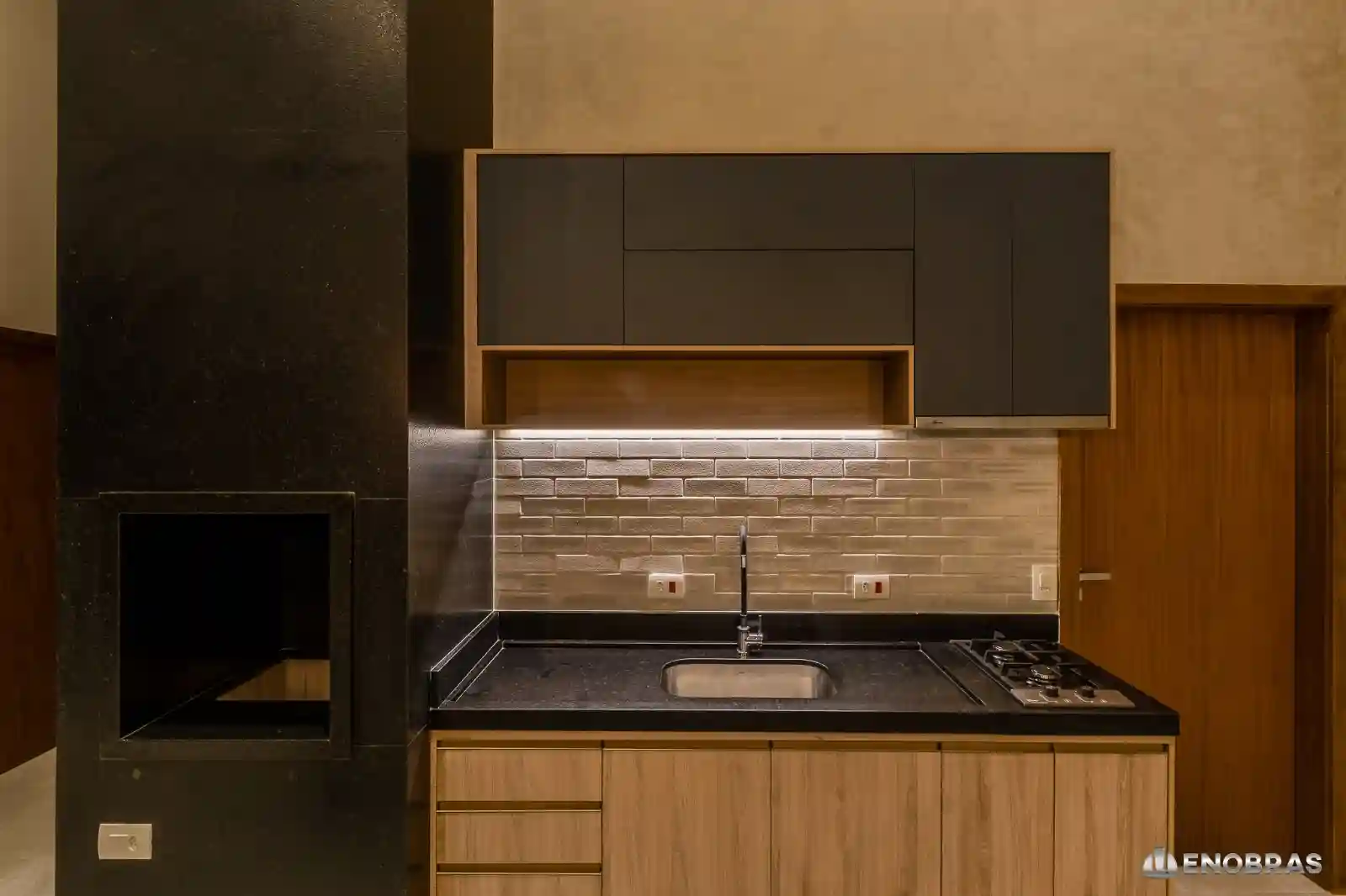 Casa de Condomínio  à venda, 384m² — foto 6 de 9
