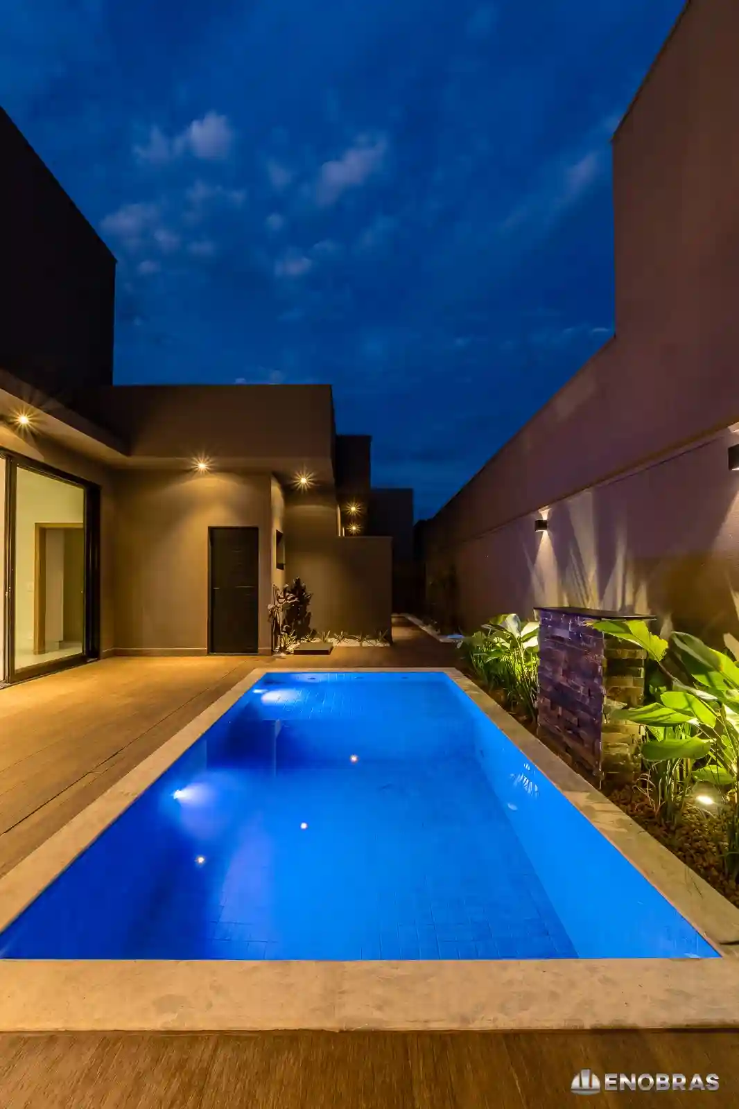 Casa de Condomínio  à venda, 384m² — foto 5 de 9