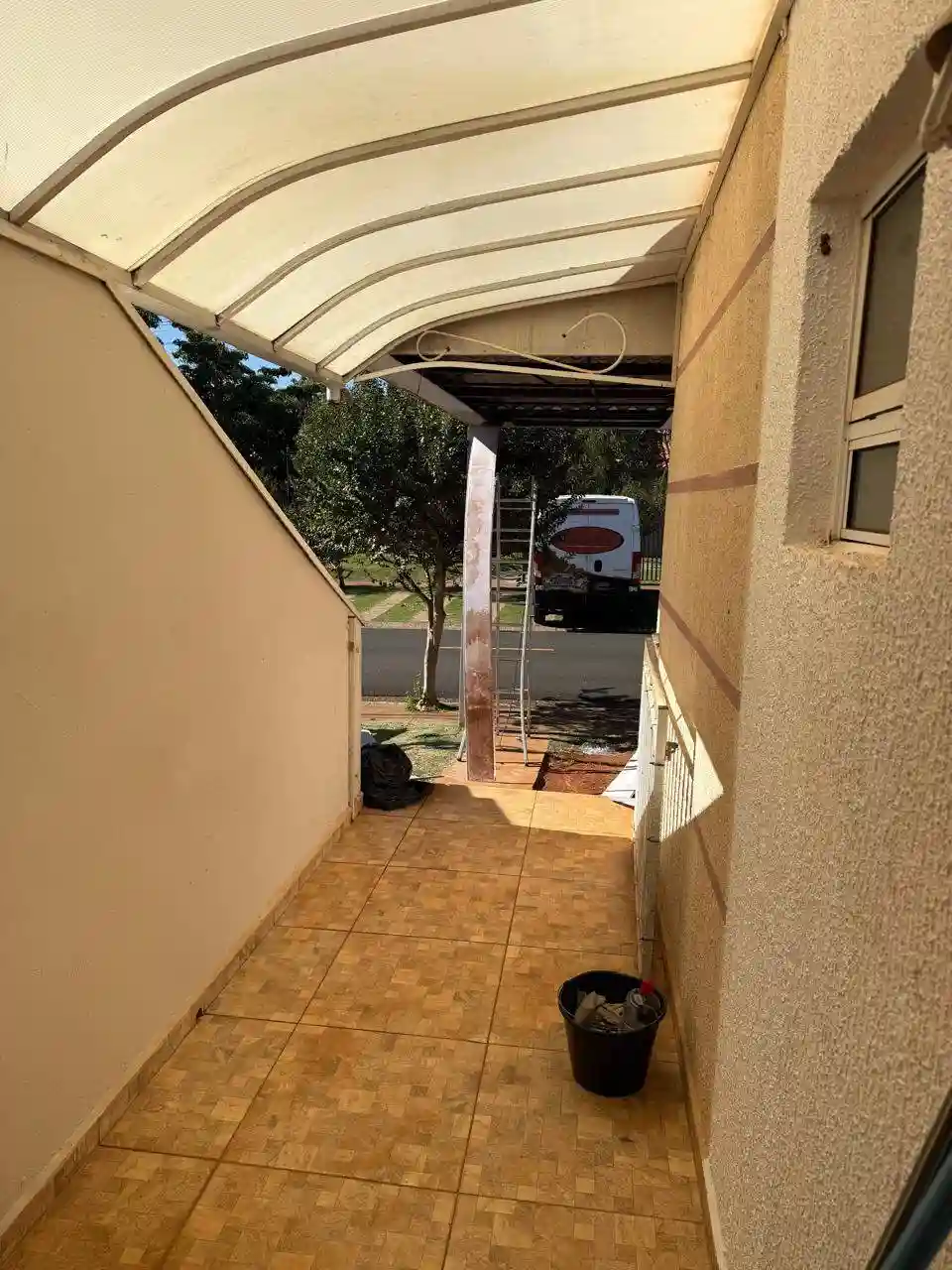 Casa de Condomínio com 3 quartos à venda, 85m² — foto 2 de 14