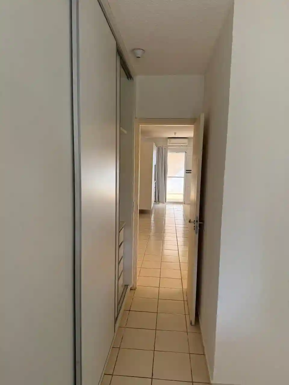 Casa de Condomínio com 3 quartos à venda, 85m² — foto 3 de 14