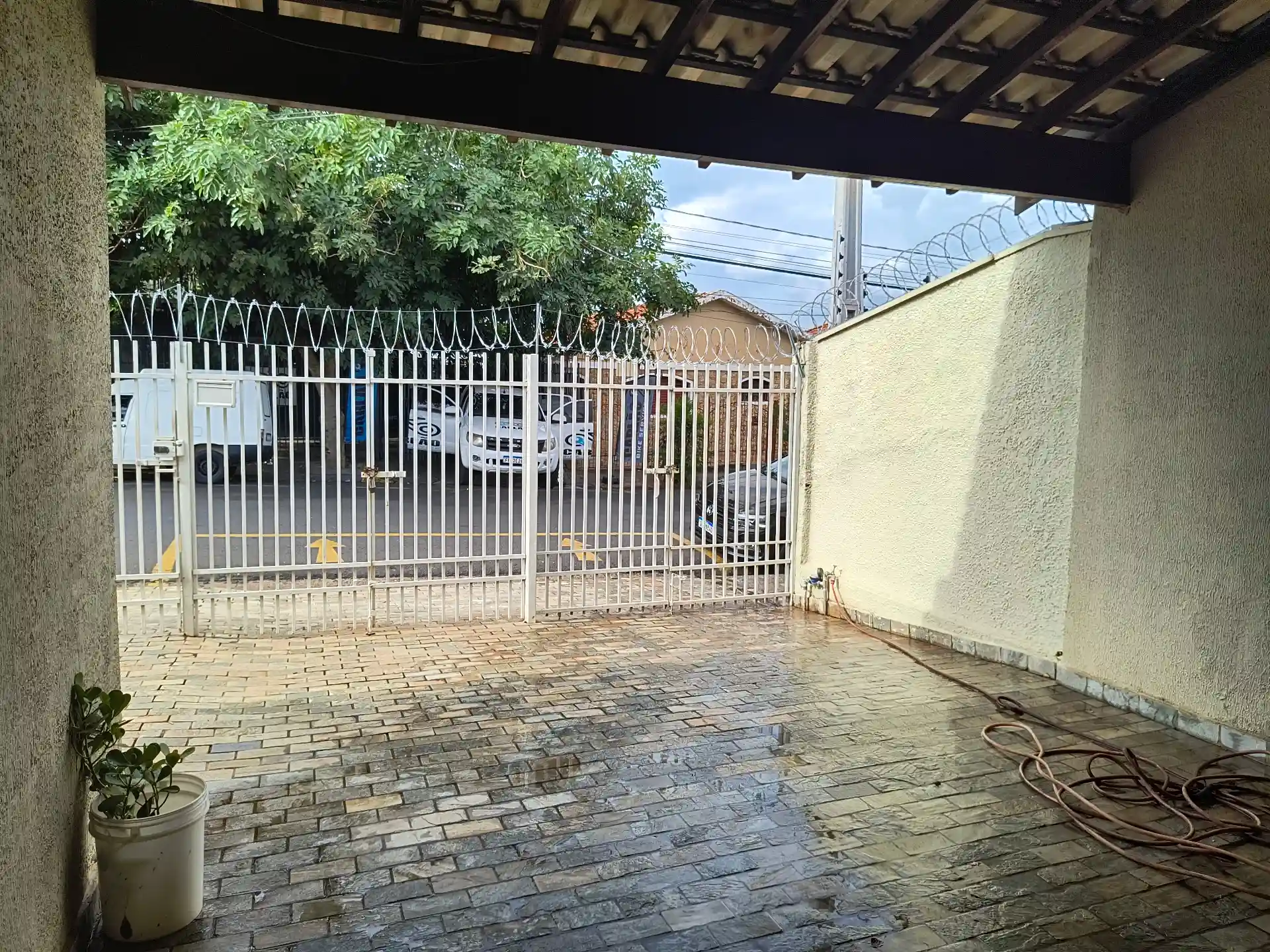 Casa com 3 quartos à venda, 180m² — foto 3 de 15