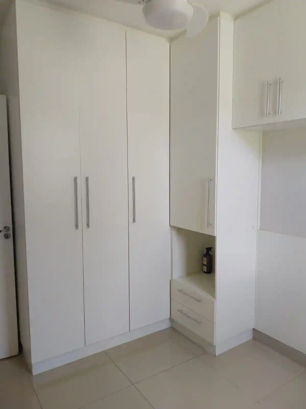 Apartamento com 2 quartos à venda, 70m² — foto 2 de 9