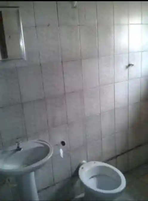 Casa à venda — foto 6 de 9