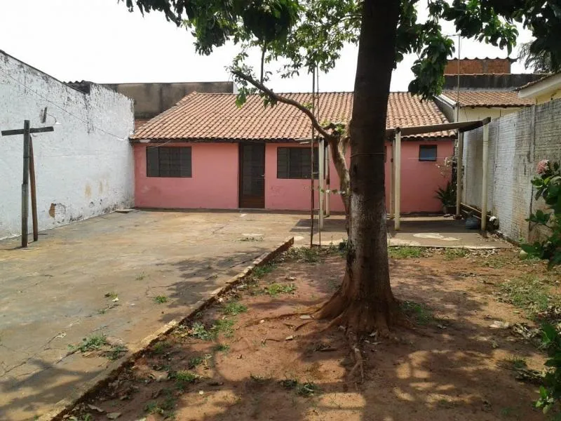 Casa à venda — foto 1 de 9