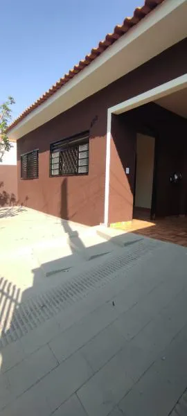 Casa à venda — foto 1 de 6