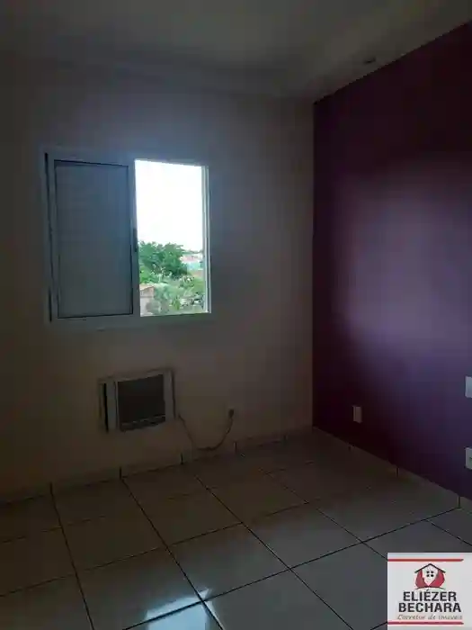 Apartamento com 2 quartos à venda, 60m² — foto 2 de 8