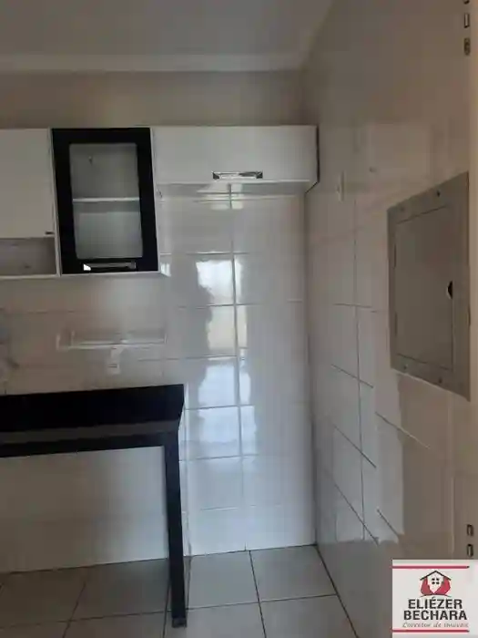 Apartamento com 2 quartos à venda, 60m² — foto 6 de 8