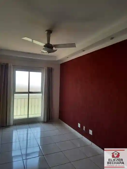 Apartamento com 2 quartos à venda, 60m² — foto 1 de 8