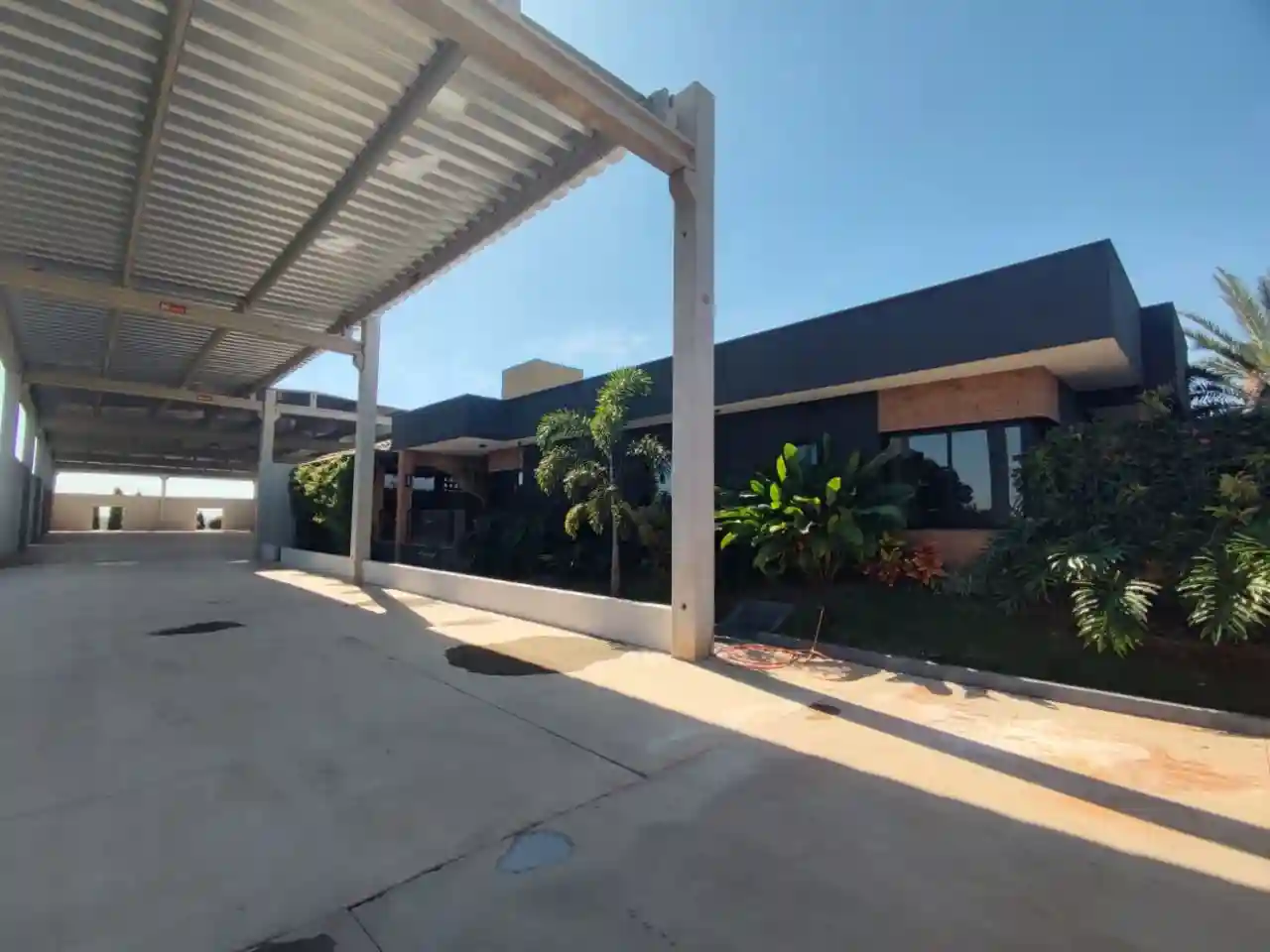 Galpão / Depósito / Armazém  à venda, 1400m² — foto 30 de 32