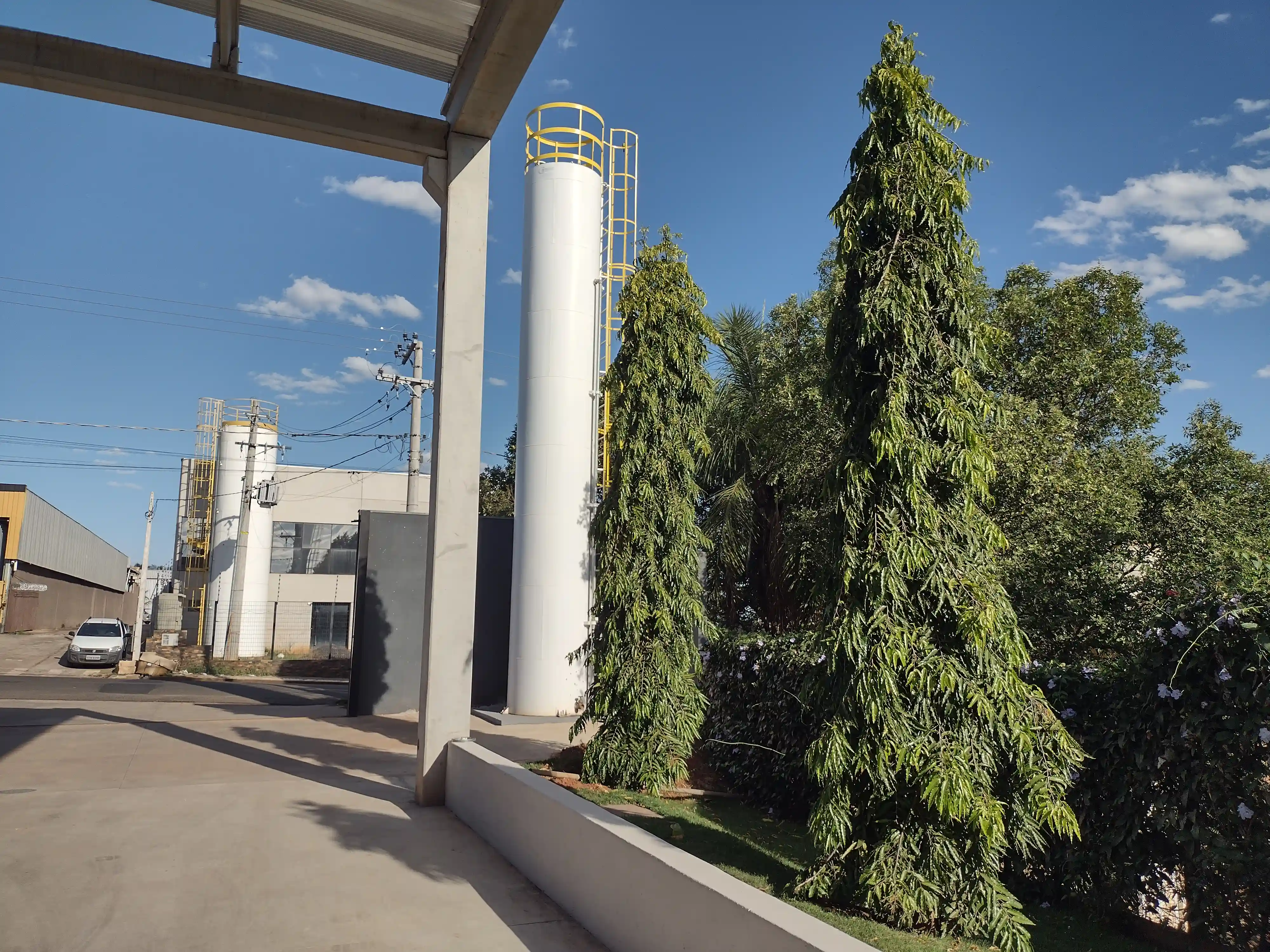 Galpão / Depósito / Armazém  à venda, 1400m² — foto 8 de 32