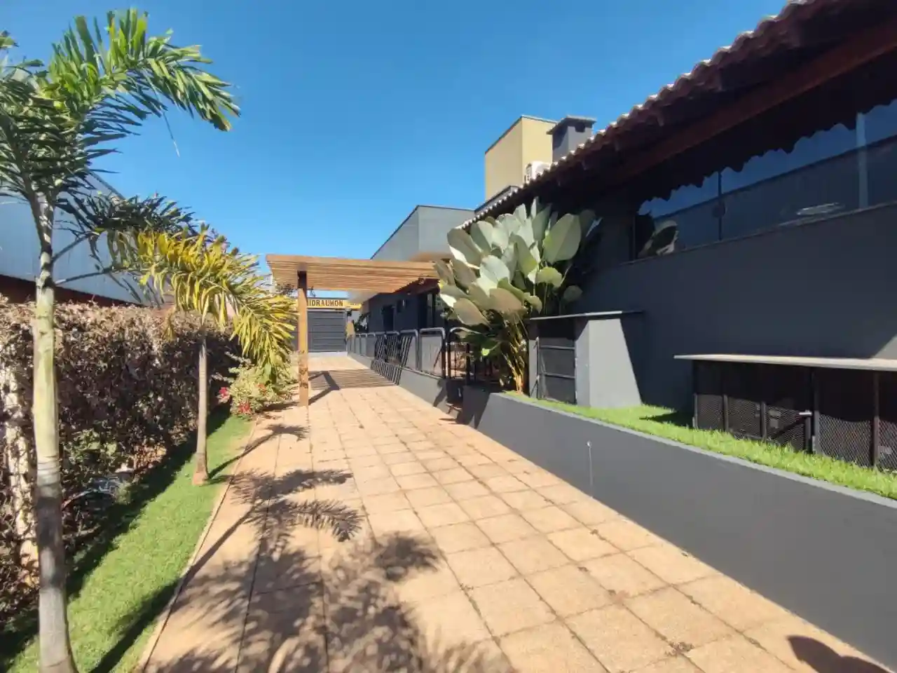 Galpão / Depósito / Armazém  à venda, 1400m² — foto 27 de 32