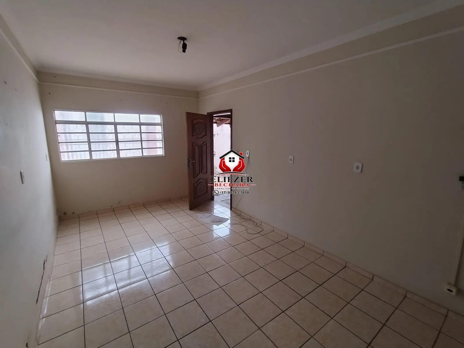 Casa com 3 quartos à venda, 110m² — foto 1 de 19