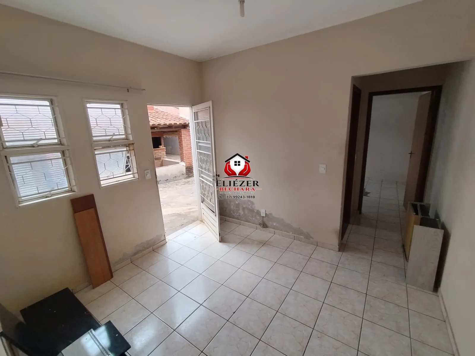 Casa com 3 quartos à venda, 110m² — foto 2 de 19