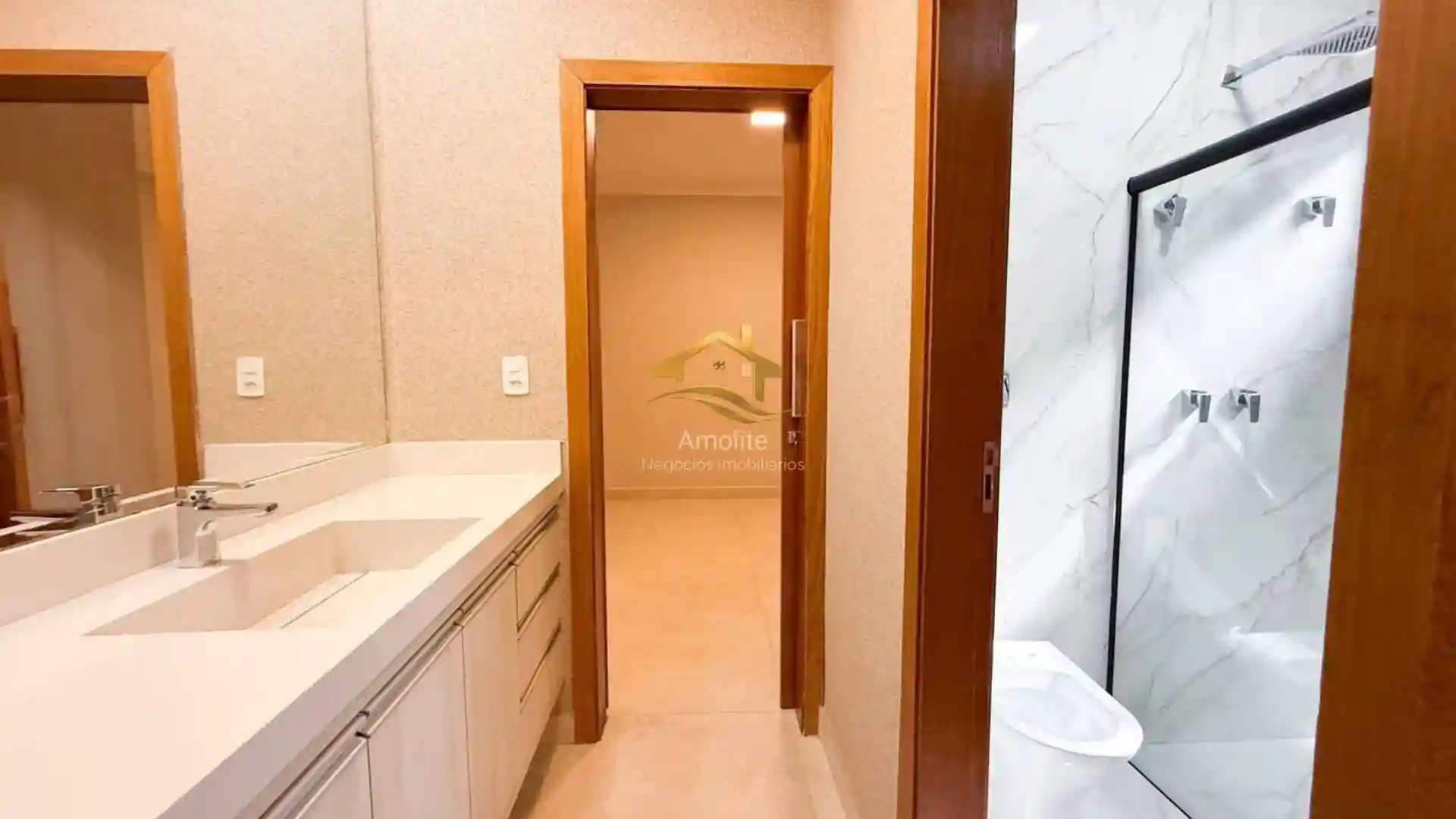 Casa de Condomínio com 4 quartos à venda, 280m² — foto 13 de 32