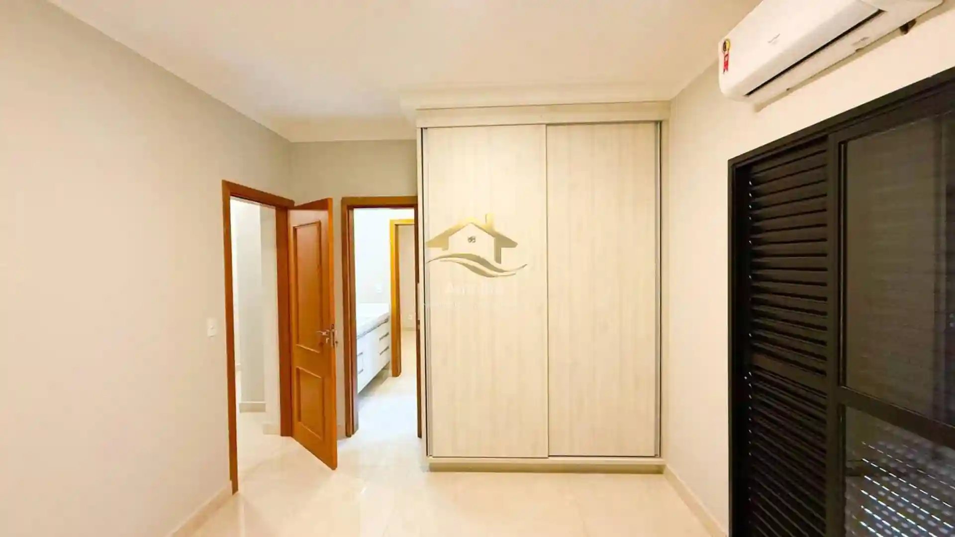Casa de Condomínio com 4 quartos à venda, 280m² — foto 25 de 32
