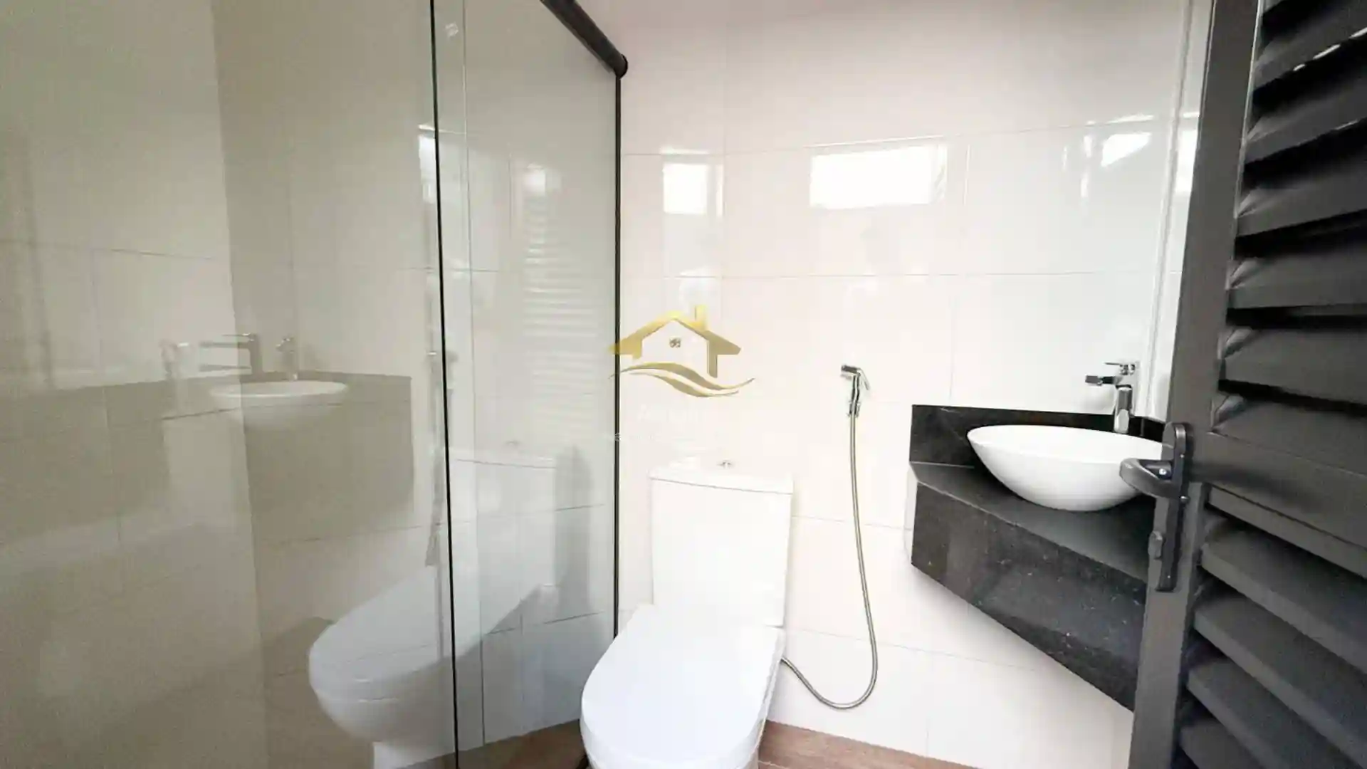 Casa de Condomínio com 4 quartos à venda, 280m² — foto 19 de 32
