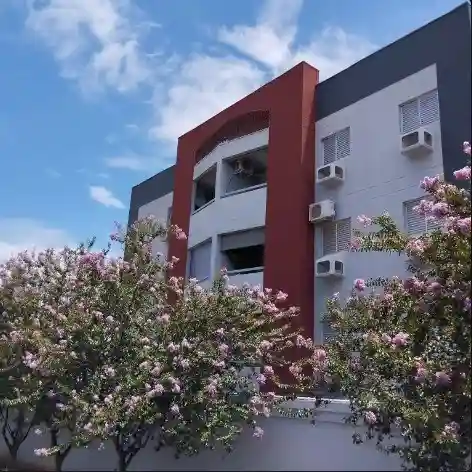 Apartamento com 3 quartos à venda, 95m² — foto 1 de 18