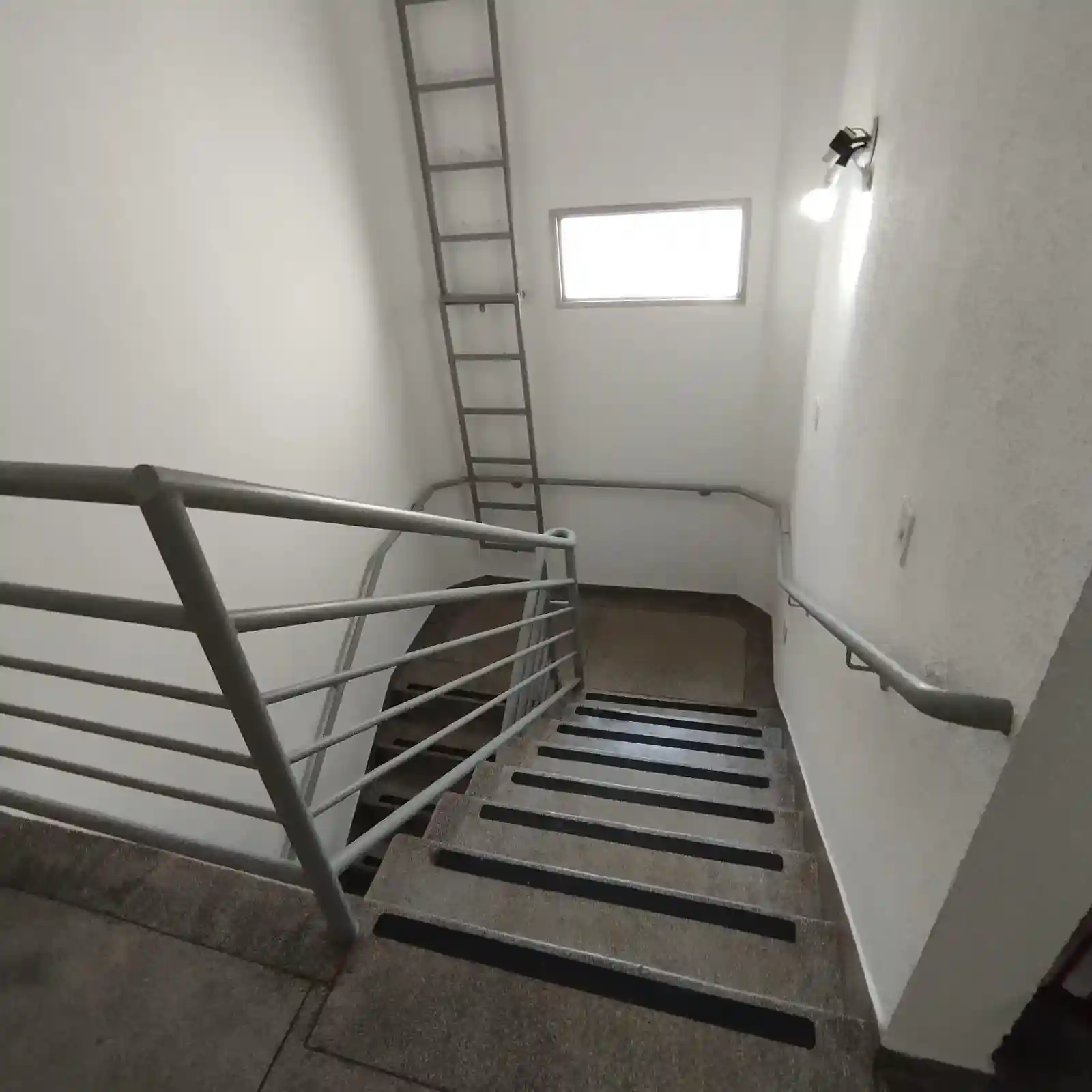 Apartamento com 3 quartos à venda, 95m² — foto 16 de 18