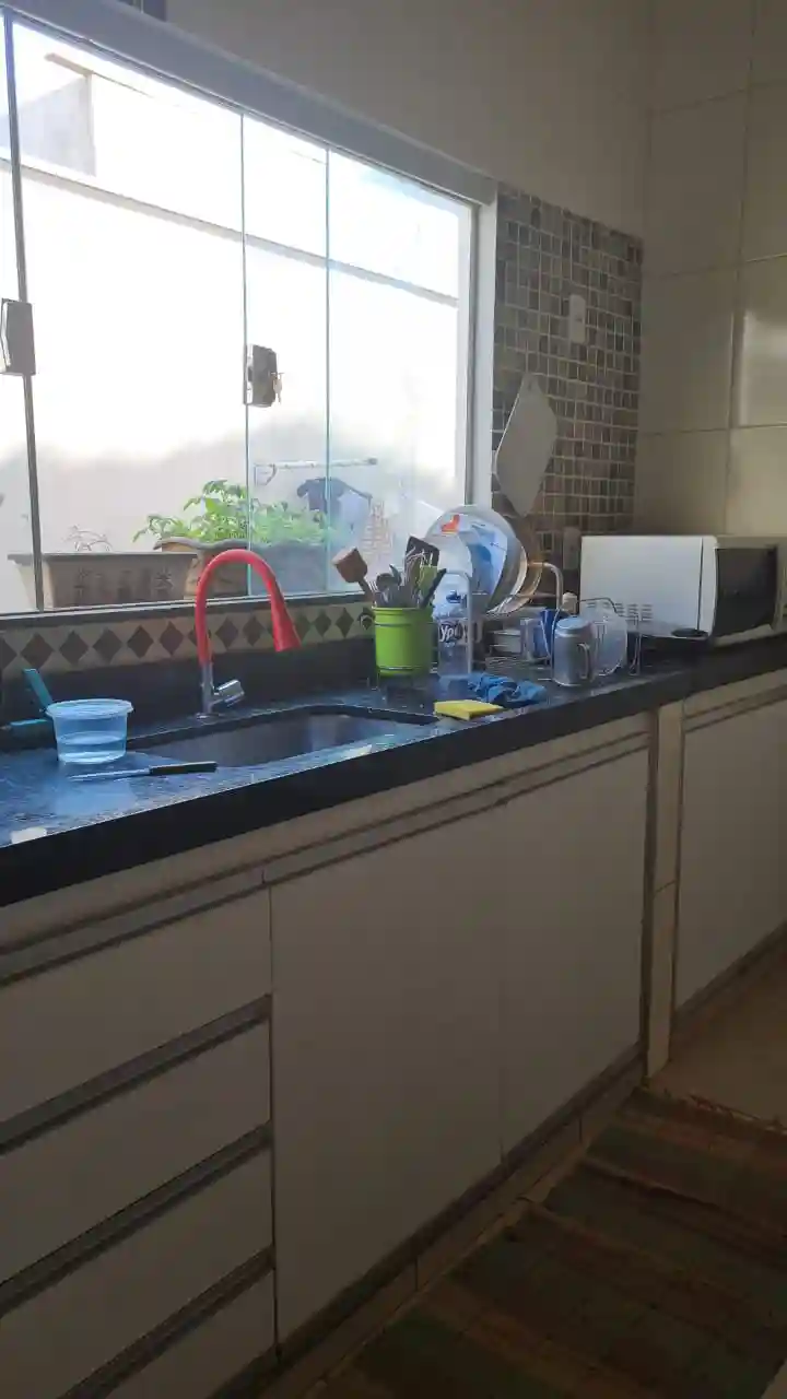 Casa com 3 quartos à venda, 450m² — foto 3 de 8