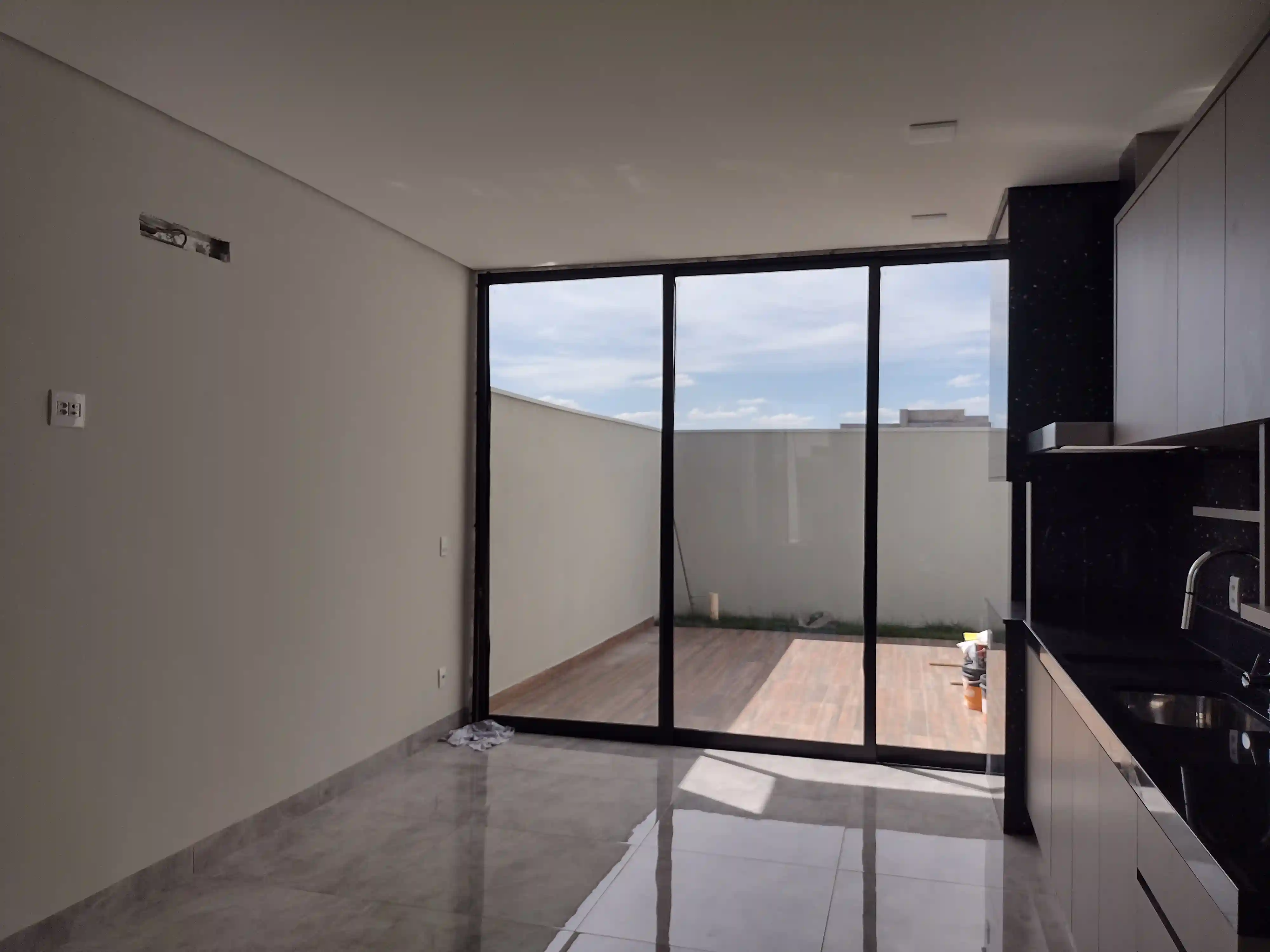 Casa de Condomínio com 3 quartos à venda, 253m² — foto 9 de 20
