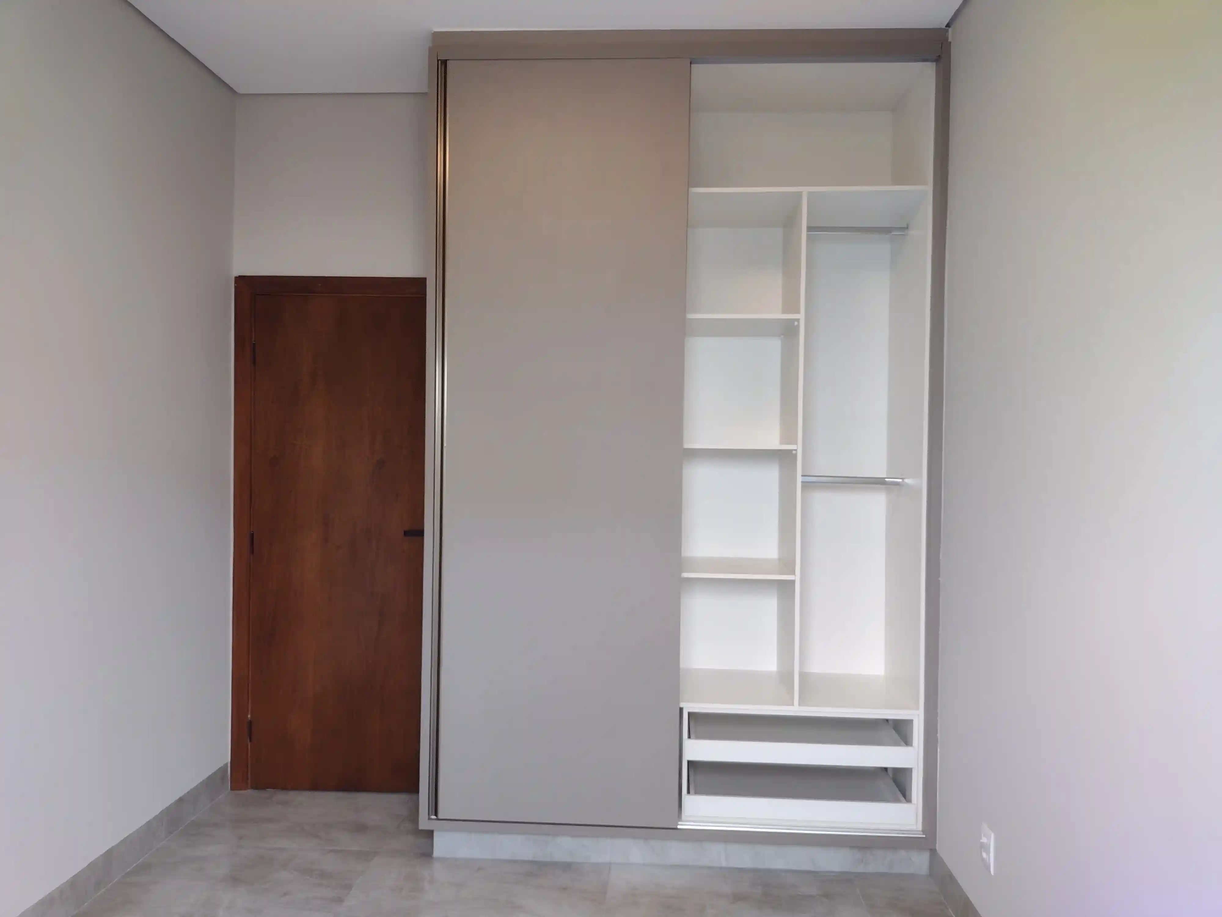 Casa de Condomínio com 3 quartos à venda, 253m² — foto 16 de 20
