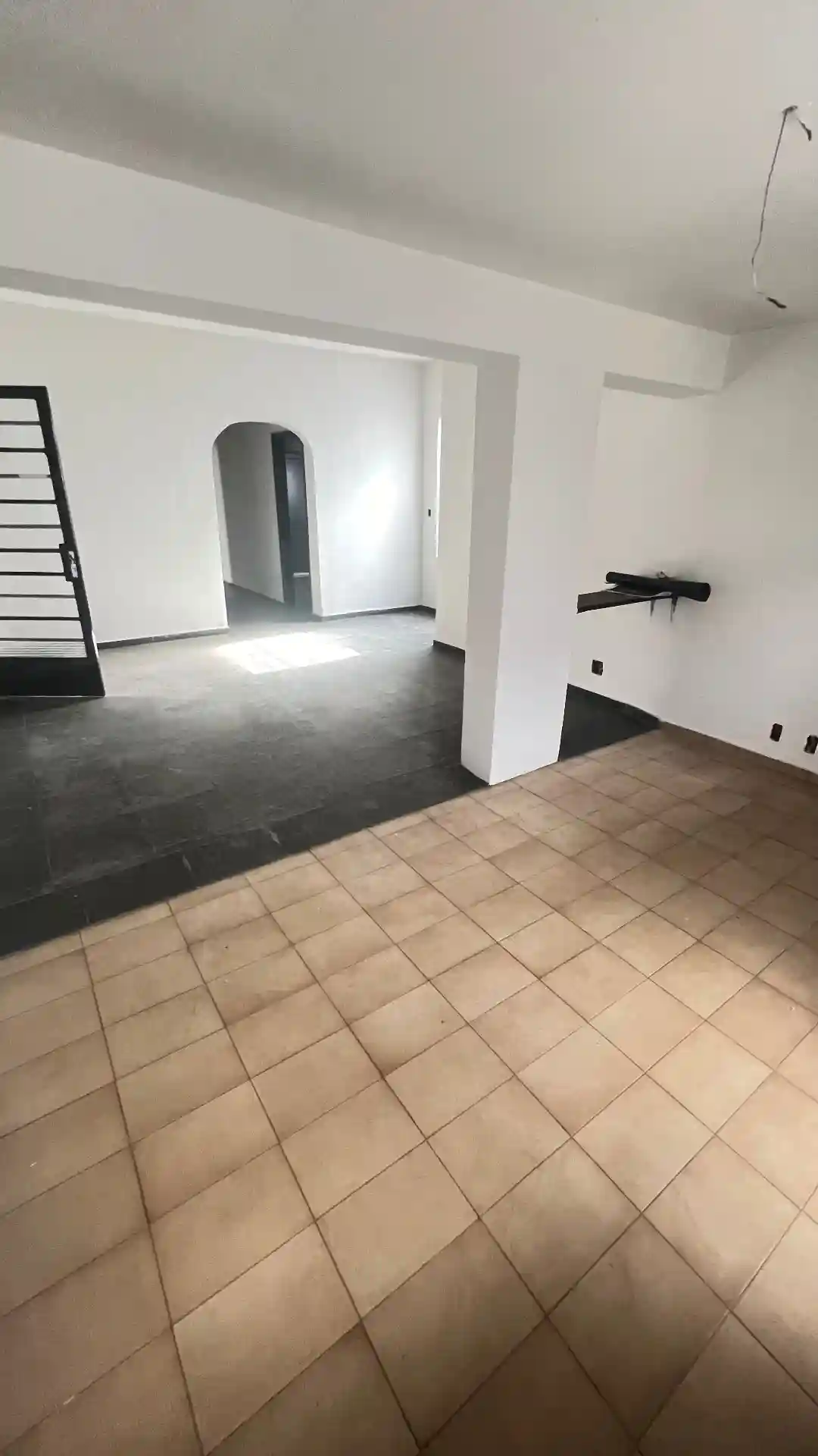 Imóvel Comercial com 8 quartos para aluguel, 300m² — foto 3 de 26
