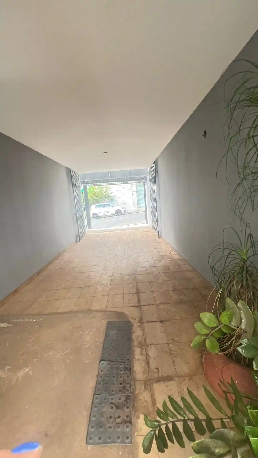 Imóvel Comercial com 8 quartos para aluguel, 300m² — foto 1 de 26