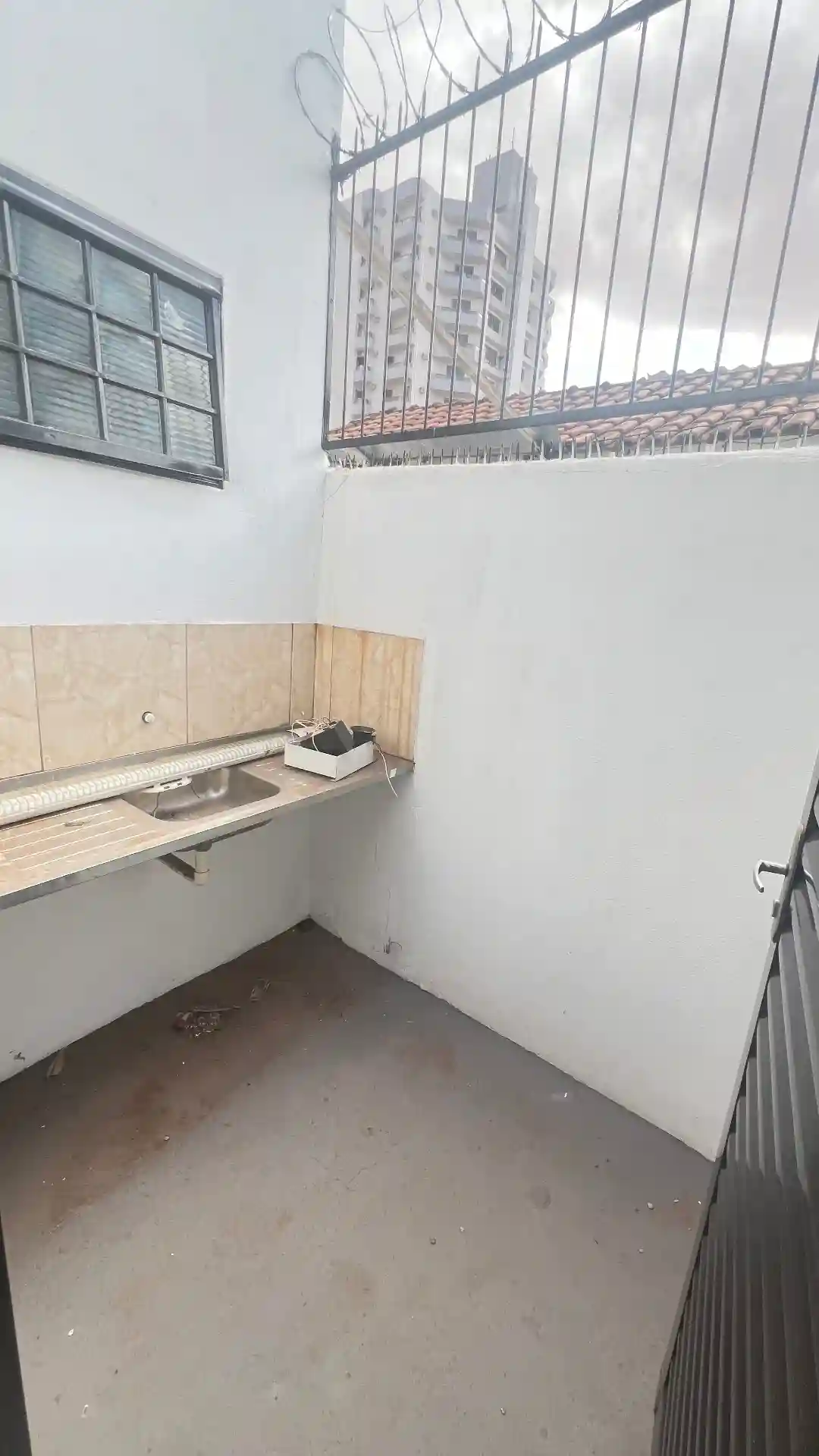 Imóvel Comercial com 8 quartos para aluguel, 300m² — foto 19 de 26