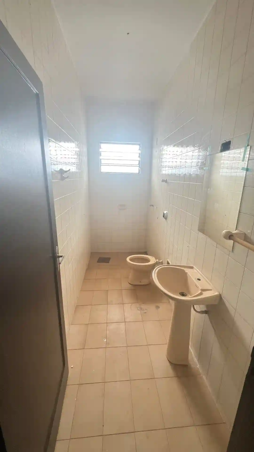 Imóvel Comercial com 8 quartos para aluguel, 300m² — foto 8 de 26