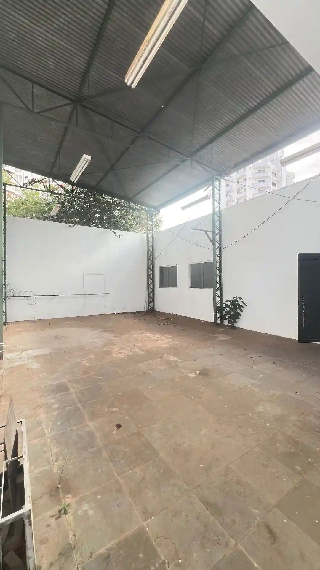 Imóvel Comercial com 8 quartos para aluguel, 300m² — foto 24 de 26
