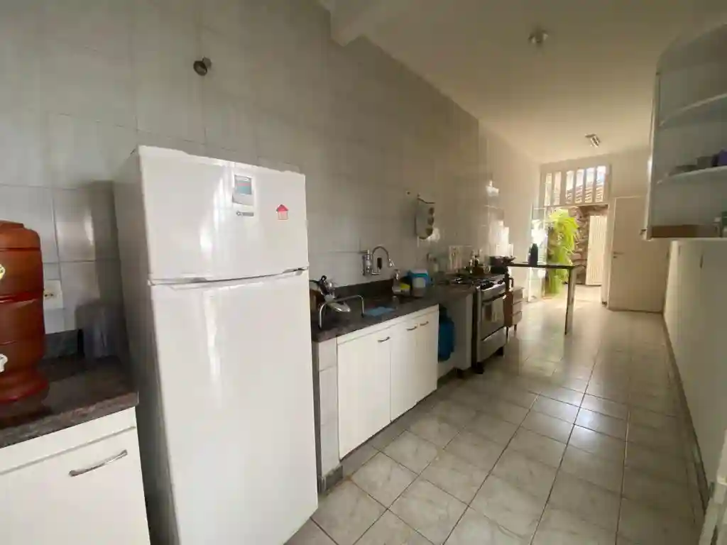 Casa com 3 quartos para aluguel, 70m² — foto 2 de 10
