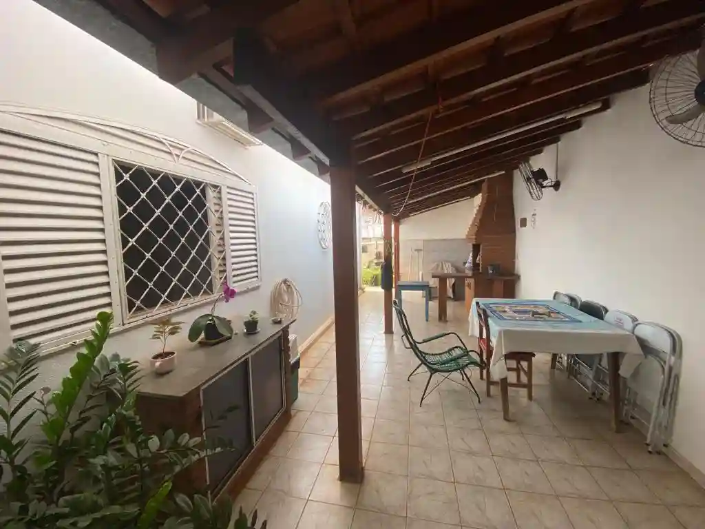 Casa com 3 quartos para aluguel, 70m² — foto 10 de 10