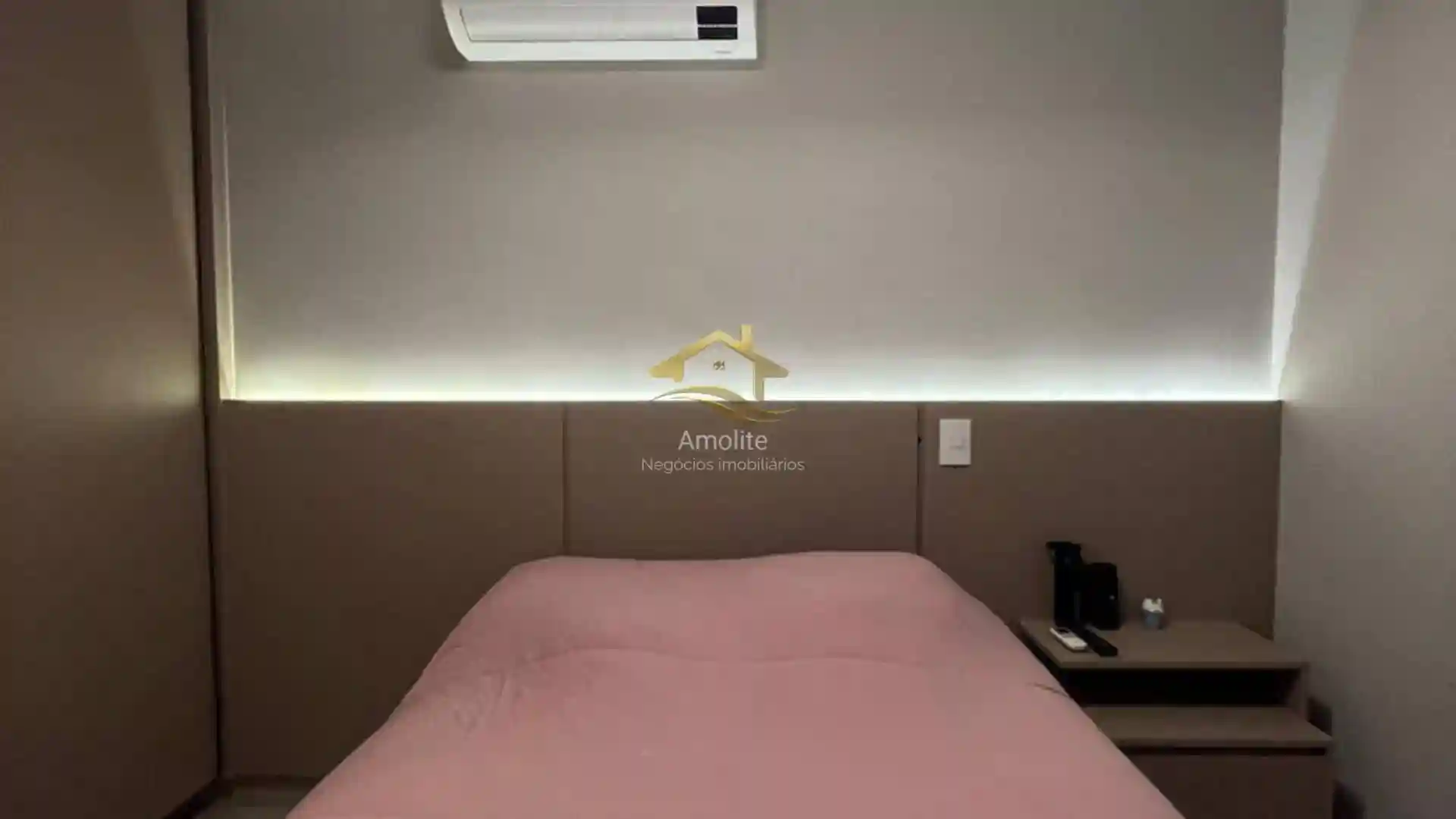 Casa de Condomínio com 3 quartos à venda, 130m² — foto 8 de 32