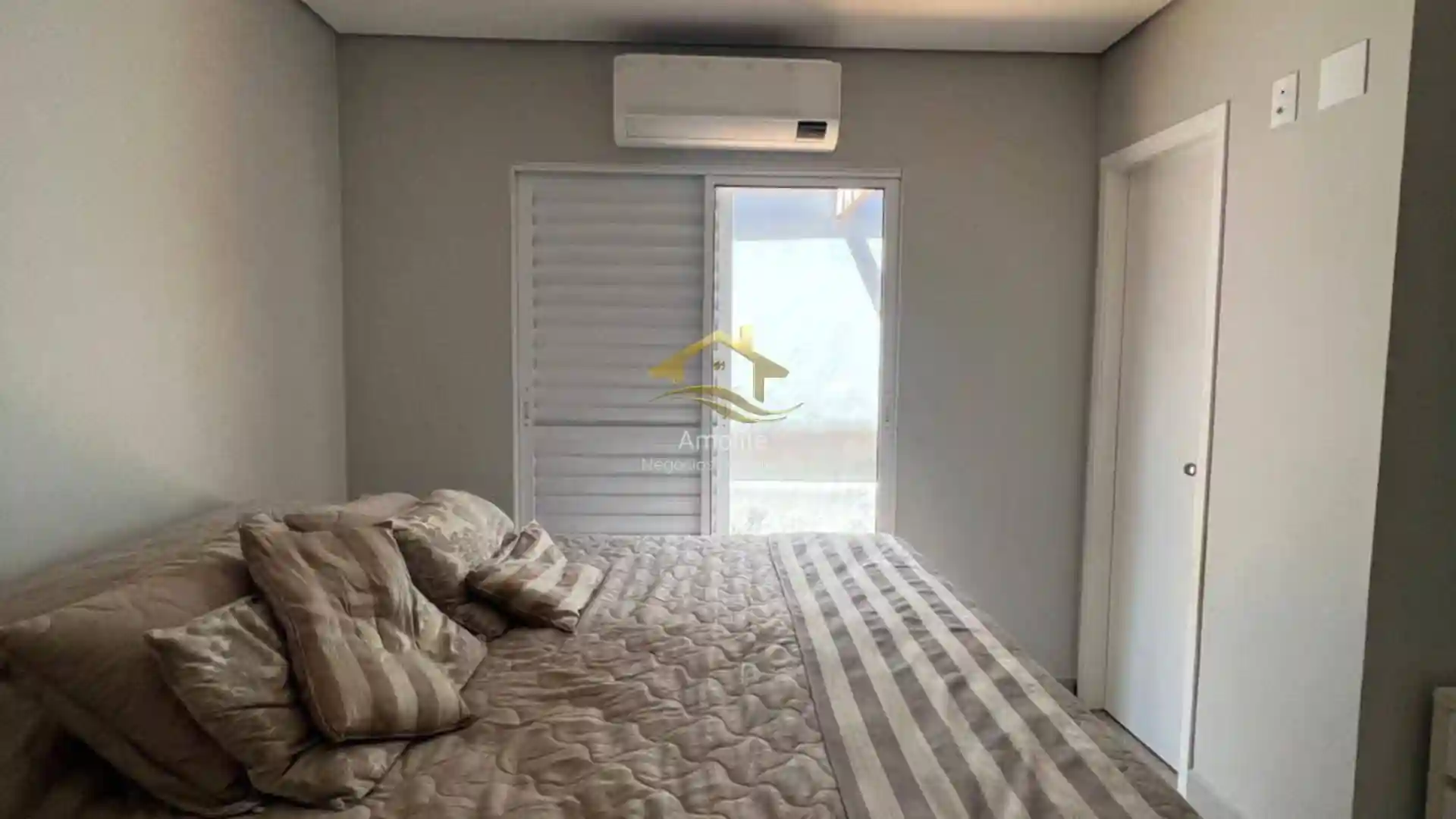 Casa de Condomínio com 3 quartos à venda, 130m² — foto 24 de 32