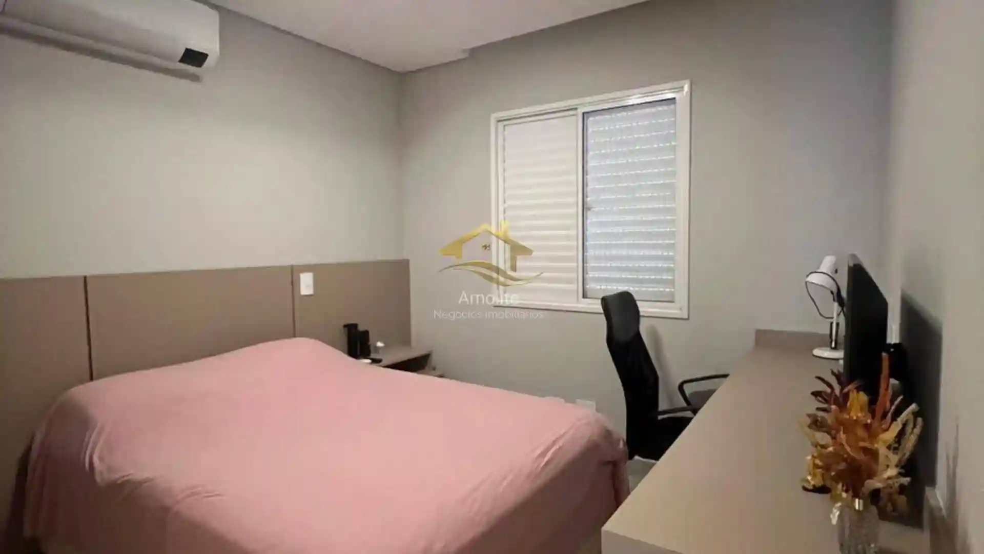 Casa de Condomínio com 3 quartos à venda, 130m² — foto 3 de 32