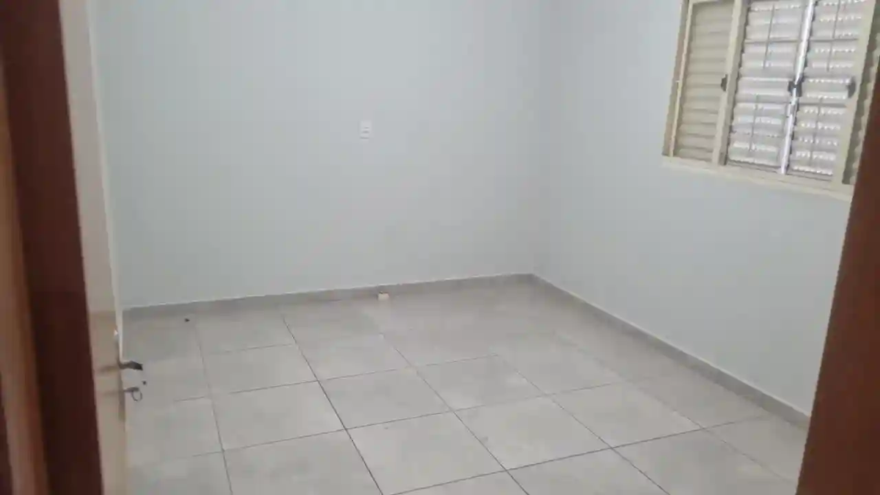 Casa com 2 quartos à venda, 80m² — foto 3 de 7