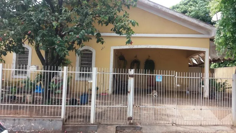 Casa à venda — foto 1 de 1