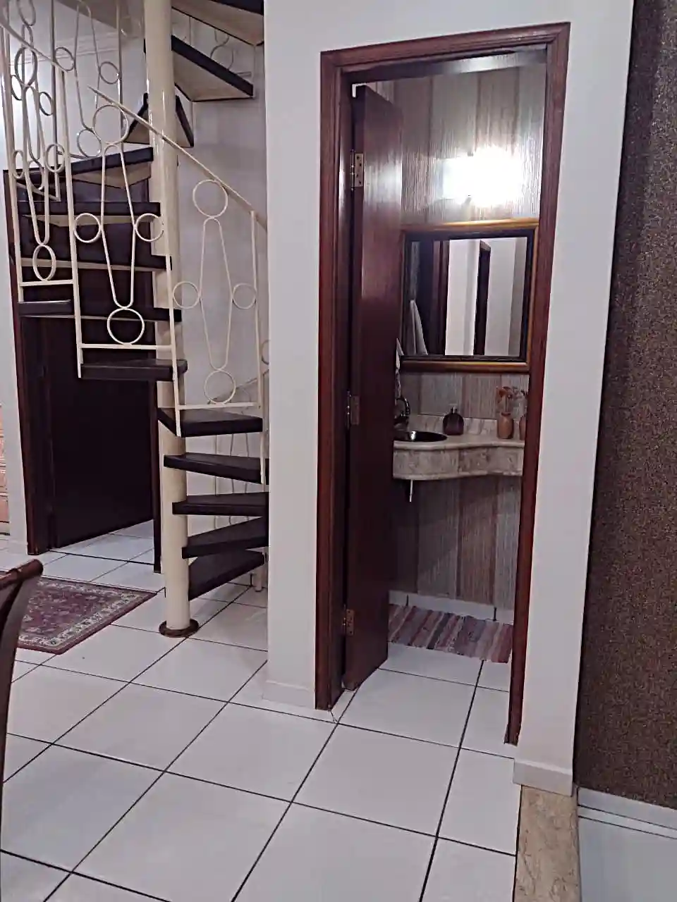 Casa com 4 quartos à venda, 217m² — foto 12 de 33