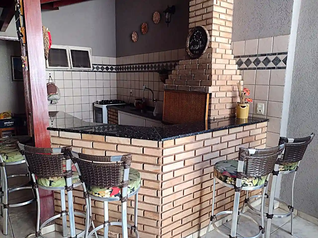 Casa com 4 quartos à venda, 217m² — foto 25 de 33