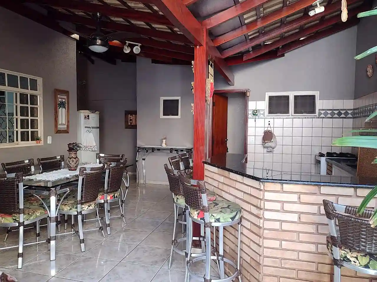 Casa com 4 quartos à venda, 217m² — foto 22 de 33