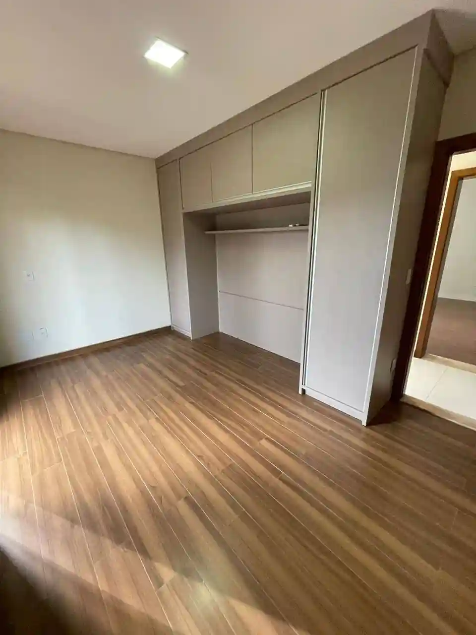 Casa de Condomínio com 4 quartos para aluguel, 350m² — foto 22 de 26