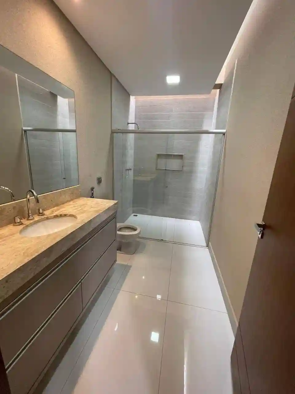 Casa de Condomínio com 4 quartos para aluguel, 350m² — foto 26 de 26
