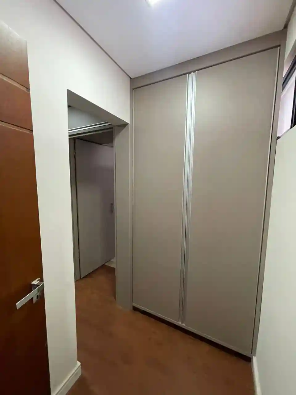 Casa de Condomínio com 4 quartos para aluguel, 350m² — foto 9 de 26