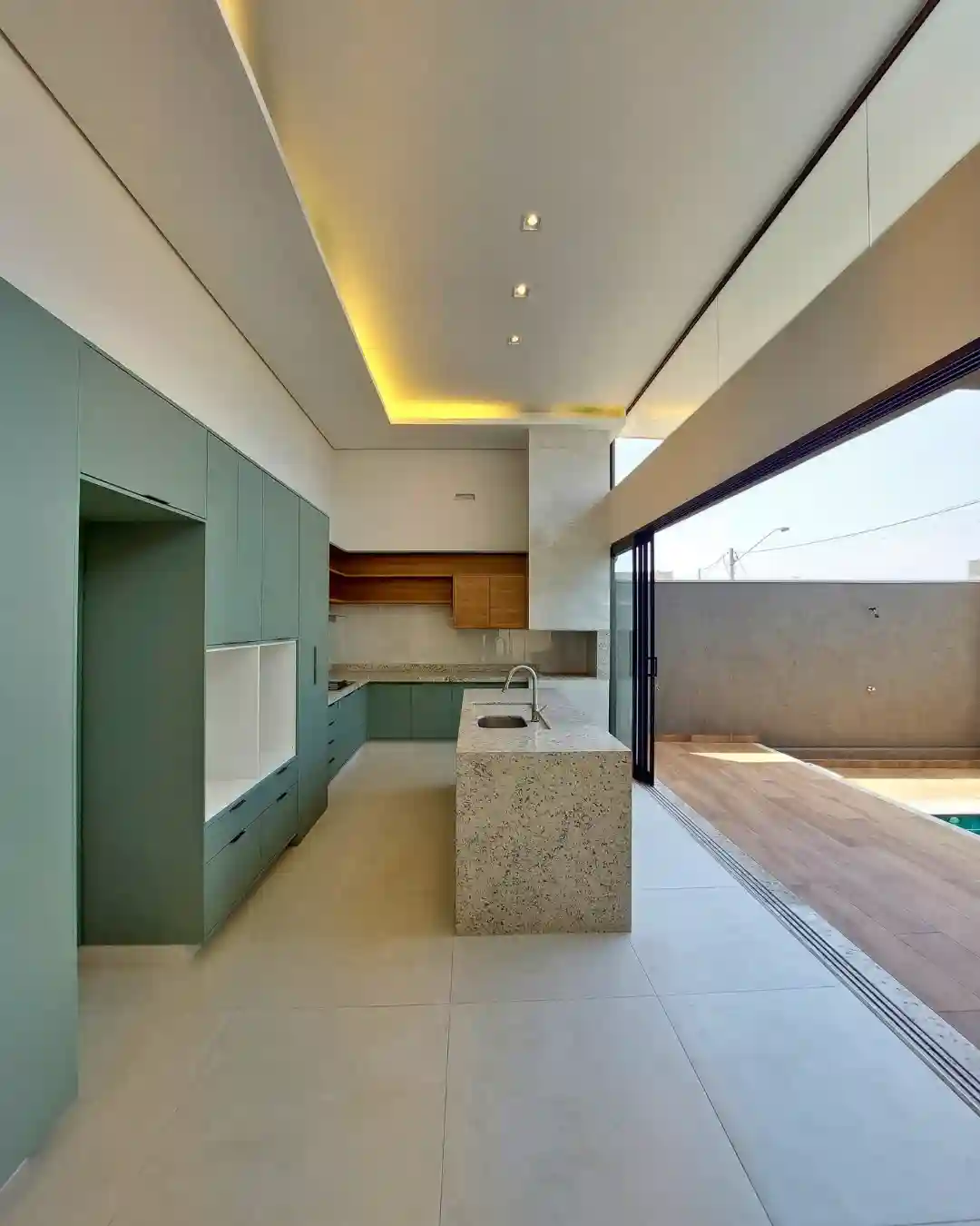 Casa de Condomínio com 3 quartos à venda, 177m² — foto 4 de 13