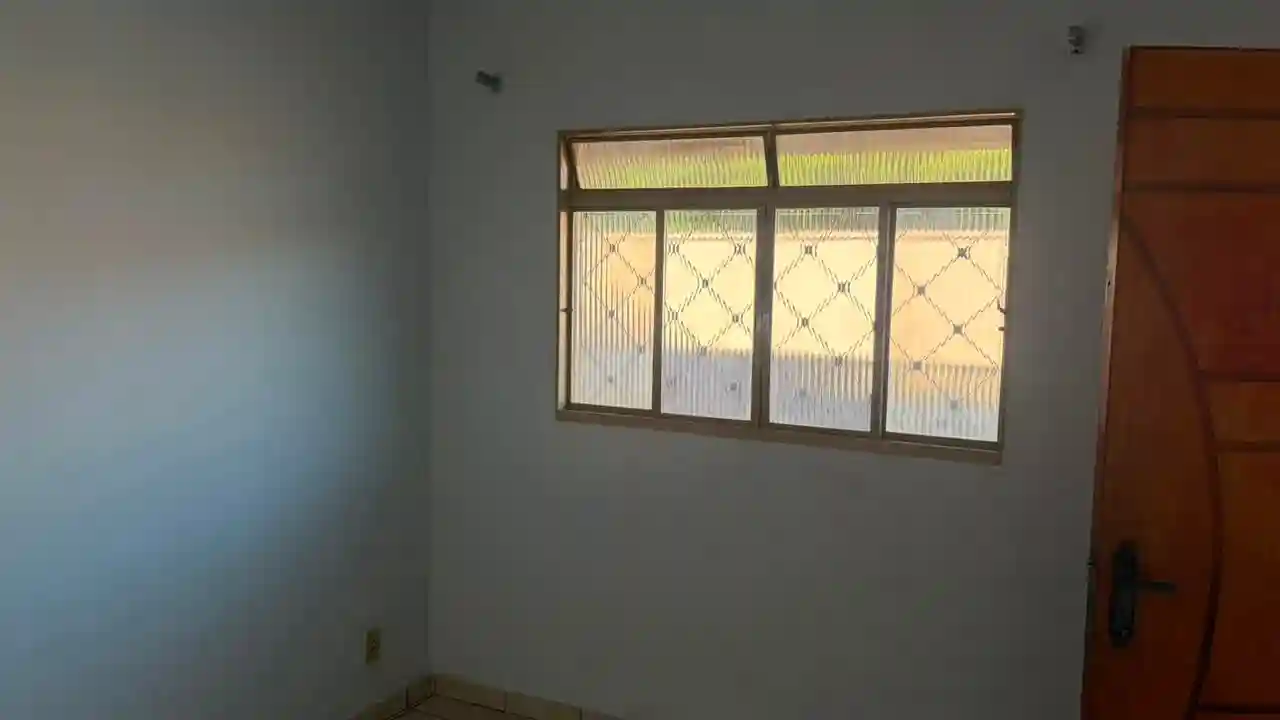 Casa com 3 quartos para aluguel, 136m² — foto 4 de 23